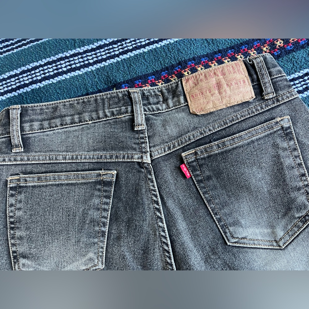 Vintage Embroidered Floral Low Rise Flare Jeans - Picture 9 of 9